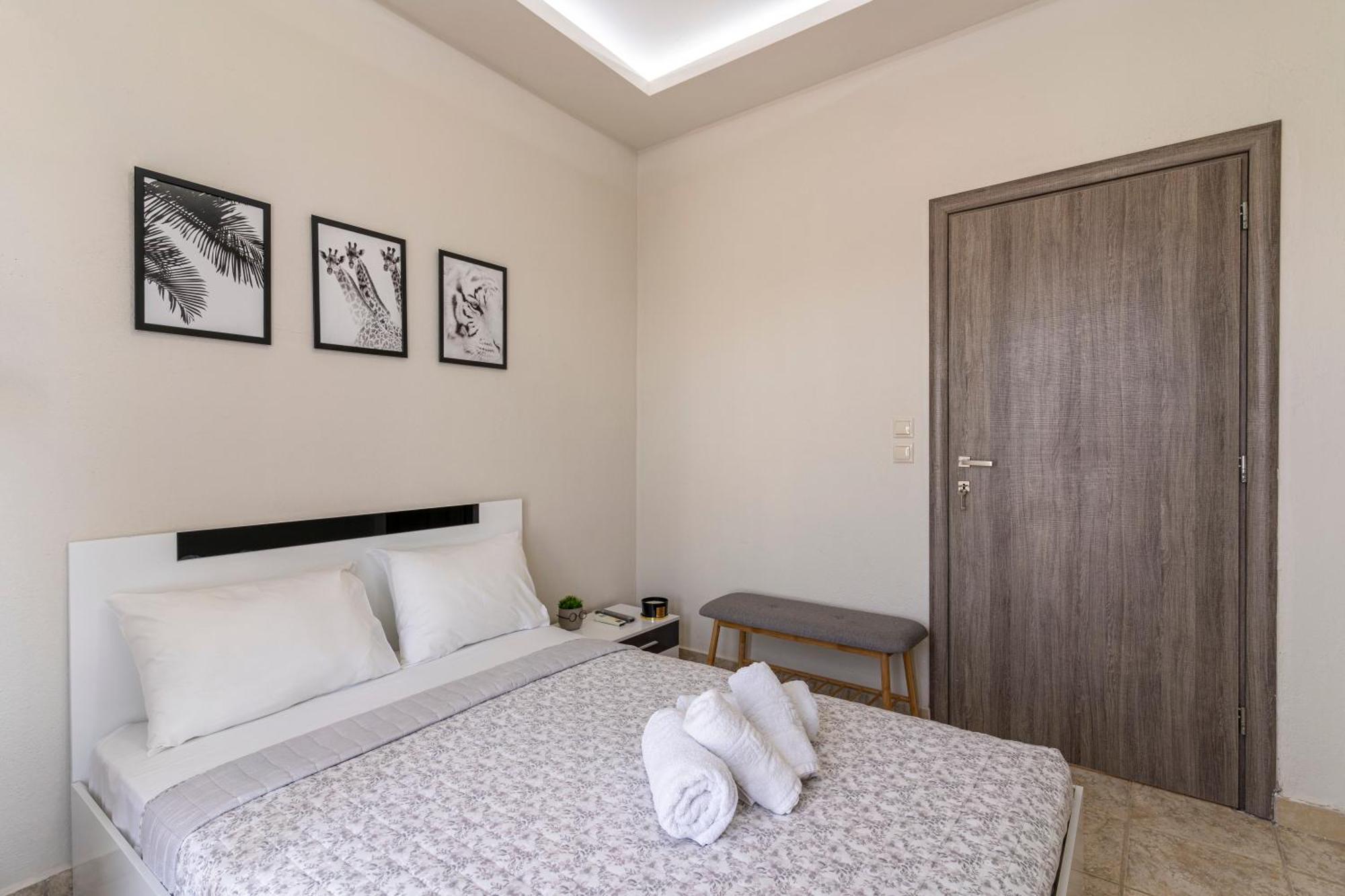 Villa Karolina 네아 포티데아 외부 사진